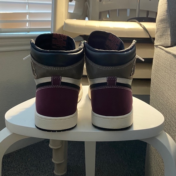 Air Jordan One "Crafted" - Picture 2 of 7